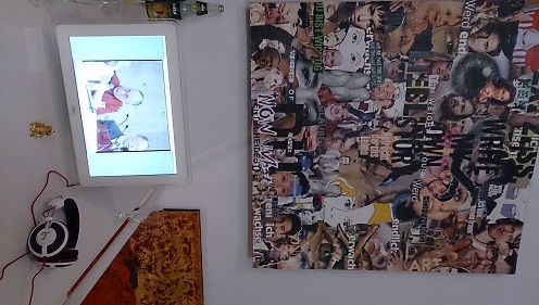 Real Kopfhörer im Einsatz auf Beutekunst Streetart Ausstellung Bildrechte: tom Real Kopfhörer im Einsatz auf Beutekunst Streetart Ausstellung Bildrechte: tom
