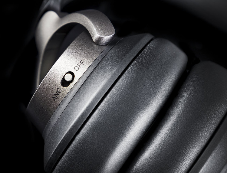 Noise-Chancelling-Kopfhörer mit Bluetoothfunktion